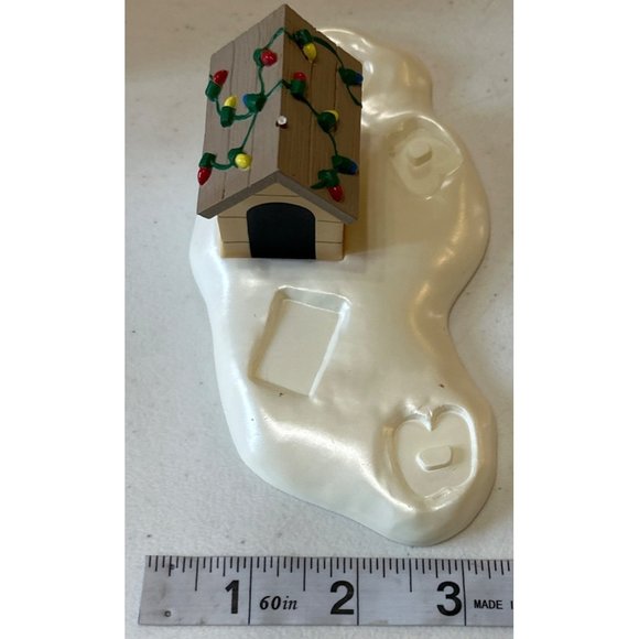 Hallmark Peanuts Woodstock on Doghouse Plastic Display First in Collection of 5 - Picture 13 of 15